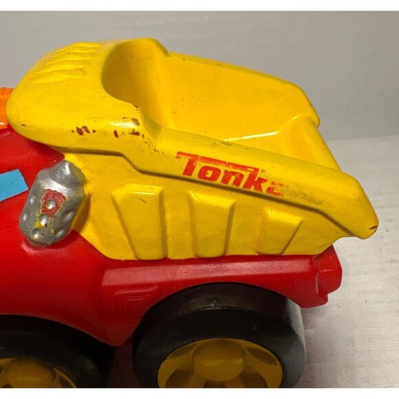 Hasbro Chuck & Friends Classic Chuck 2010 - Picture 7 of 7